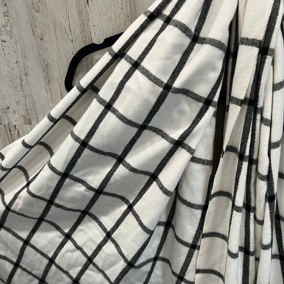 Urban Outfitters White Grid Plaid Check Print Scarf Fringe Soft Womens One Size - Picture 2 of 4